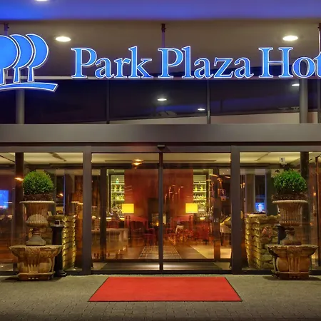 Szálloda Park Plaza 4*