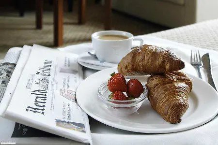 Park Plaza Hotel
