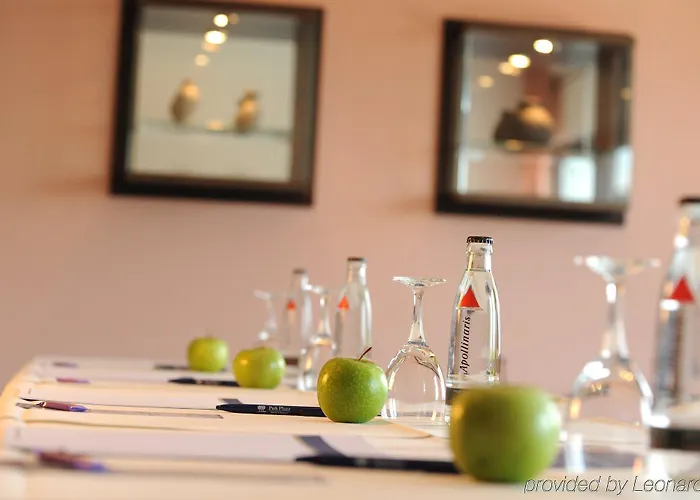 Szálloda Park Plaza 4*