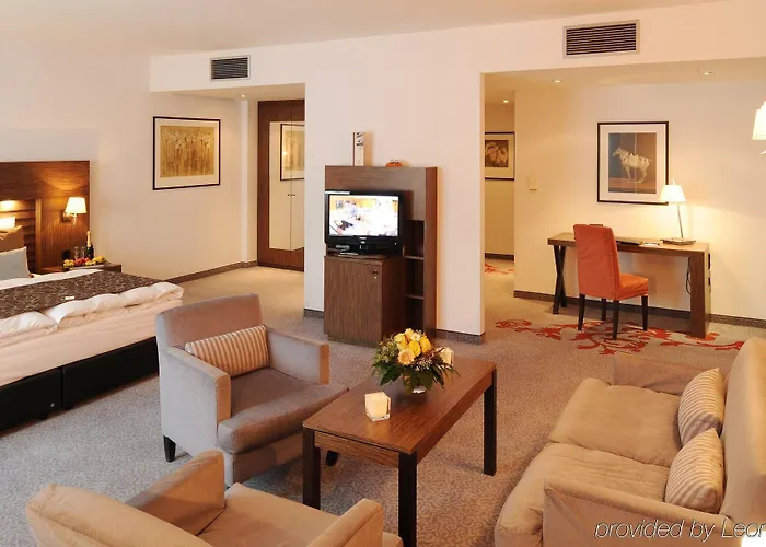 Park Plaza Szálloda 4*