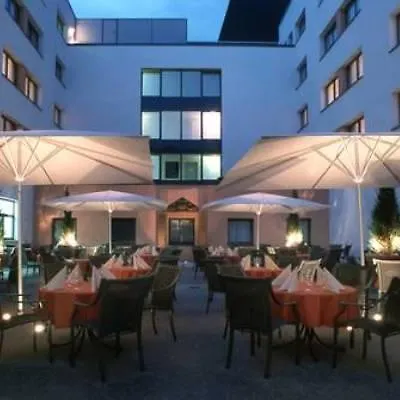 Park Plaza فندق 4*